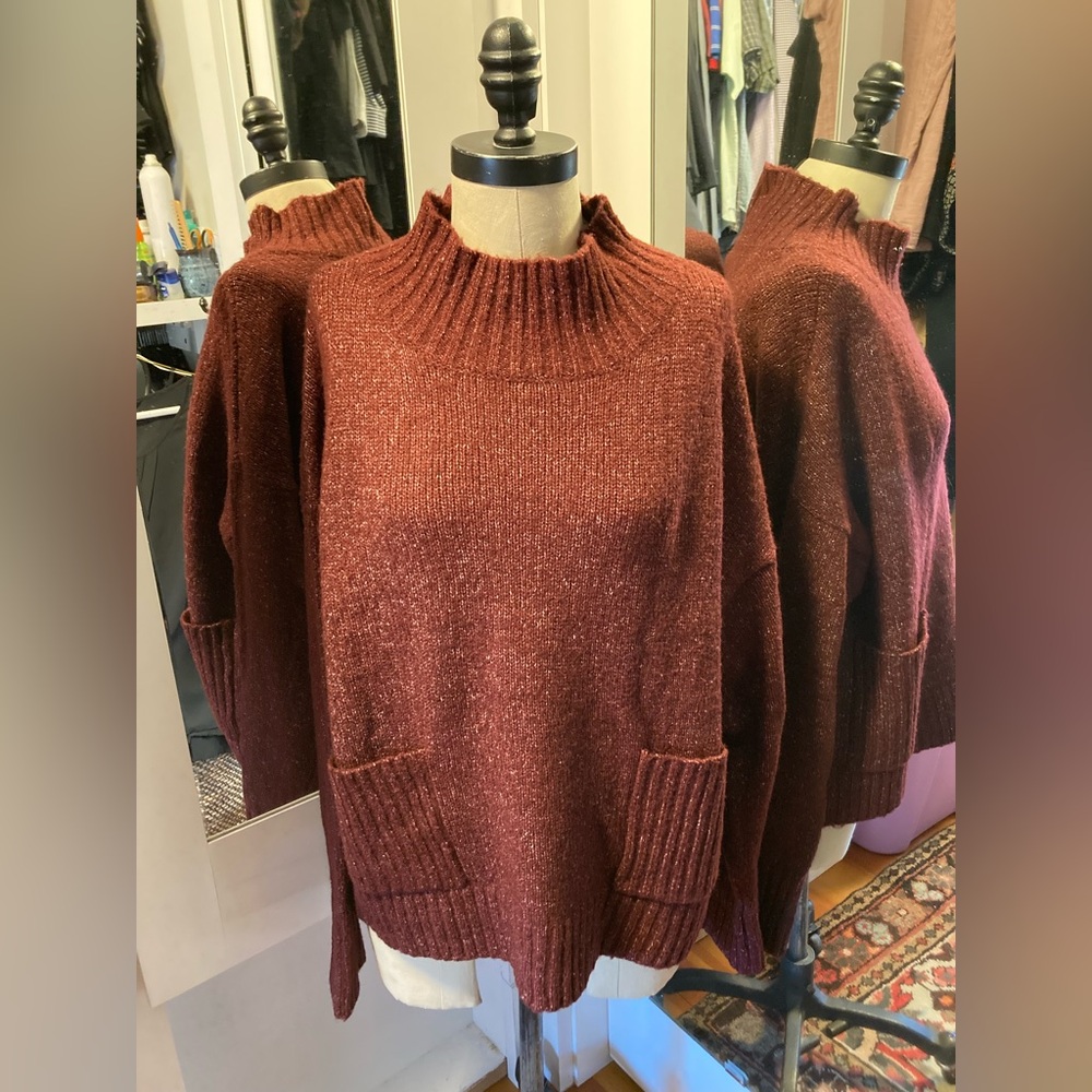 NWOT Love by Design Women's Mock Neck Burgundy Sweater, Size Large